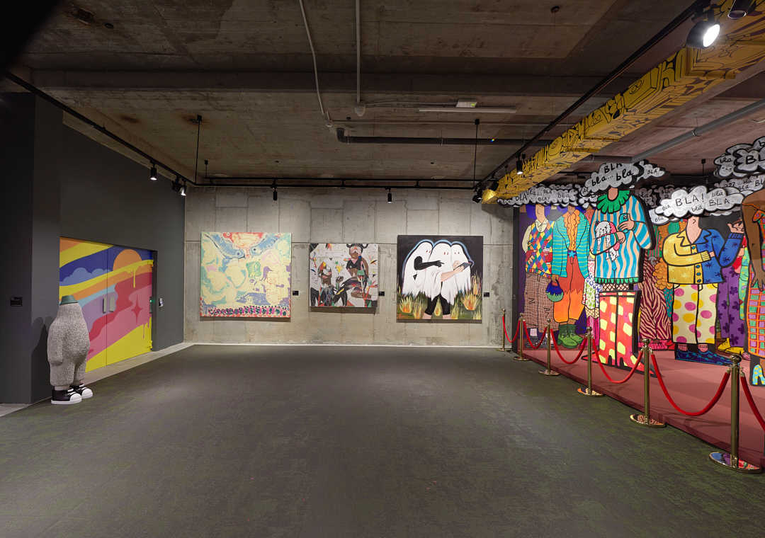 アート・デザイン・音楽 Photographers from the Madrid School Byte the Candy” by Jorge Rodríguez-Gerada in Madrid, Spain